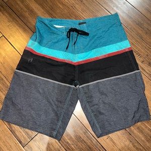 Burn side size 36 board shorts